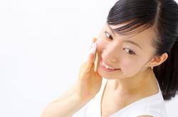 化妆水的作用是什么 这些误区很多人还在犯哦