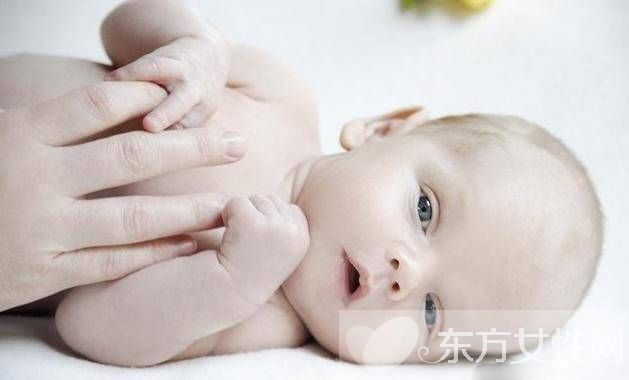 新生儿发热怎么办 这些快速退烧方法赶快存起来