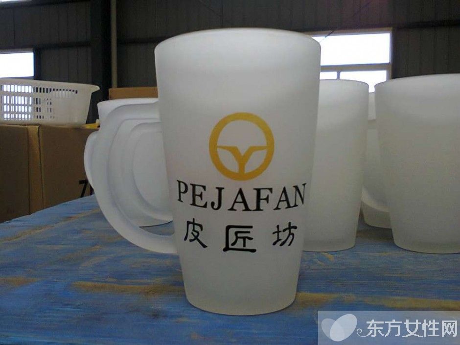 磨砂玻璃杯有毒吗 磨砂玻璃杯怎么去除污垢