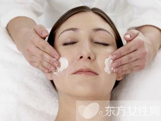 磨砂膏怎么用 这么去角质才不损伤皮肤哦