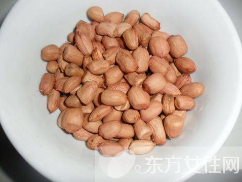 炸花生米的做法大公开 4大美味花生小吃任你选择