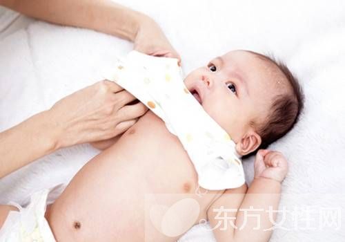 新生儿发热怎么办 这些快速退烧方法赶快存起来