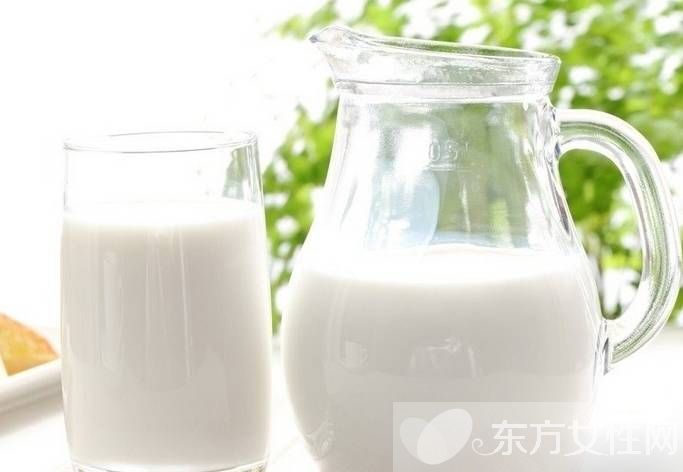 空腹喝牛奶好吗 喝牛奶的好处你了解多少