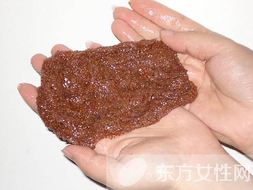 海藻面膜的使用方法 面膜多久敷一次好