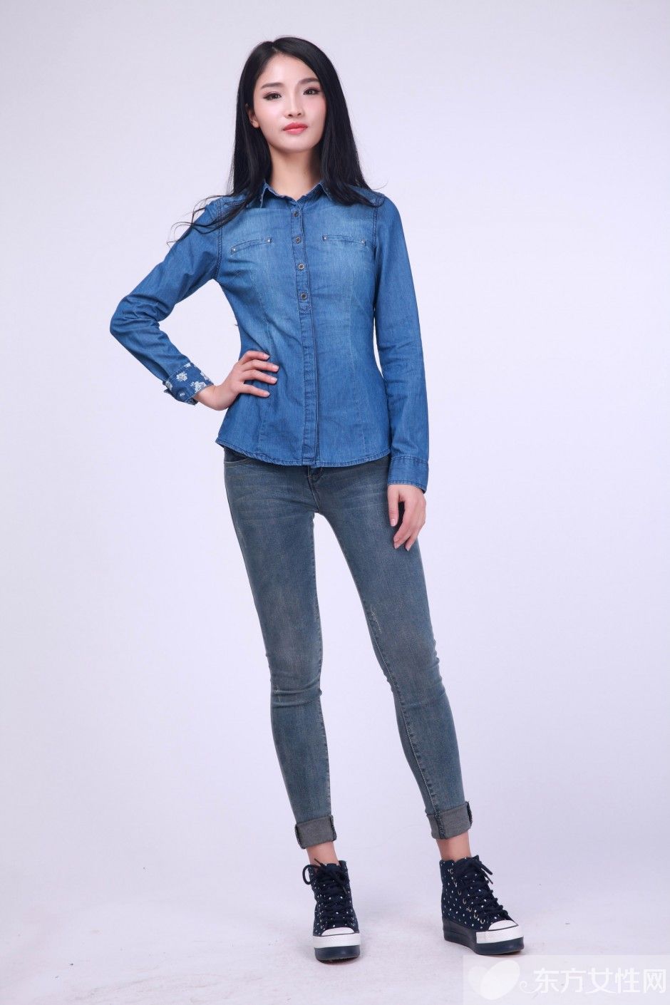 穿什么裤子最显年轻 防止牛仔裤褪色需要这么做