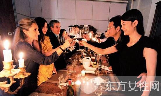 你须知晓的敬酒礼仪常识七要点