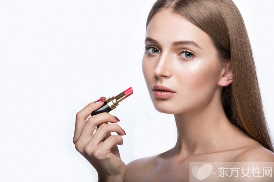 日常唇部怎么护理 这些唇部护理方法赶紧收起来