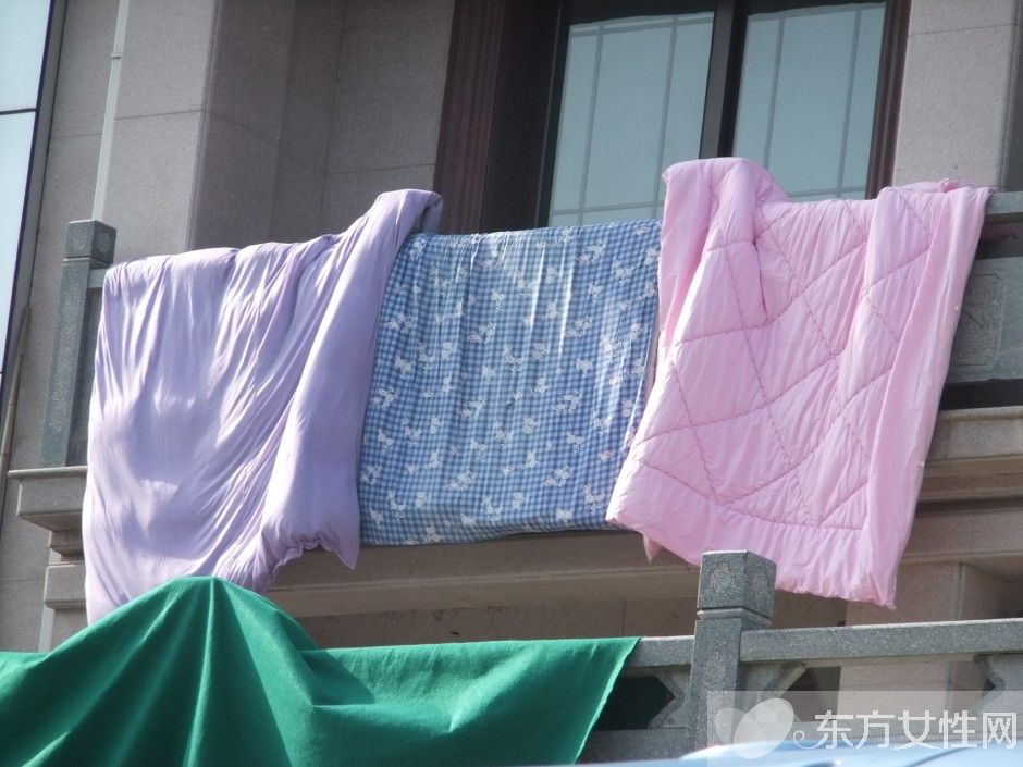 你知道被子晒多久吗 晒被子时还需注意一些细节