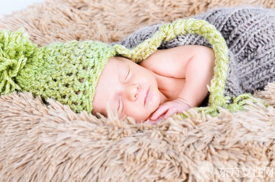 为什么新生儿睡觉会发出声音 这些情况需注意