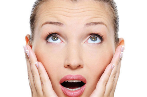 眉头有皱纹怎么办 四招教你除去眉头皱纹