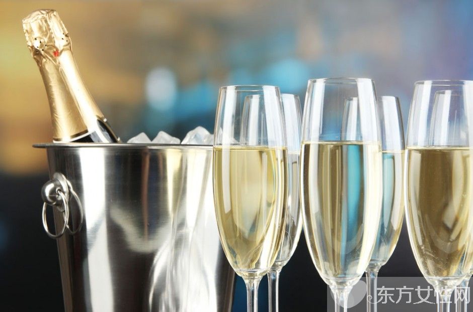 香槟喝不完怎么保存 4小妙招帮你轻松搞定