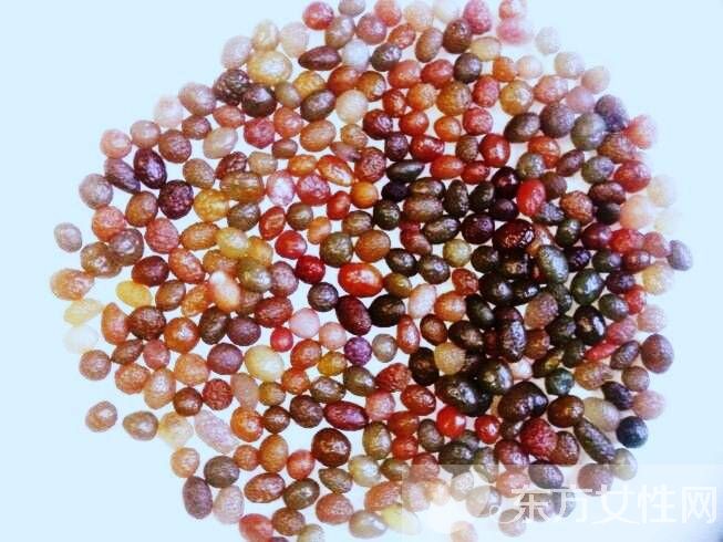 葡萄籽怎么吃吸收好 小小葡萄籽让你越吃越美丽哟