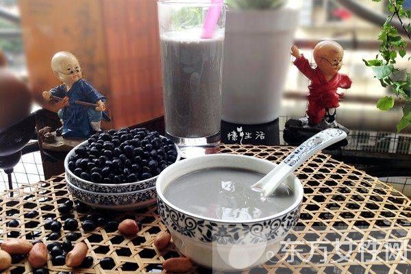 喝黑豆浆的好处 黑豆浆的一些饮食禁忌需注意哦