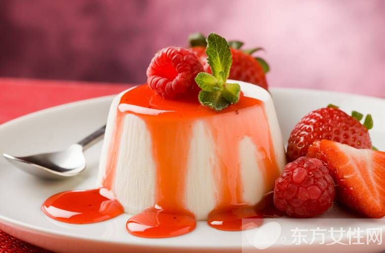 草莓的营养价值及功效 让你越吃越美的水果哦