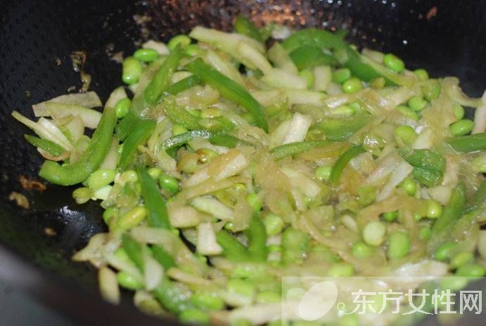 西瓜皮擦脸有什么好处 西瓜皮护肤效果居然这么好