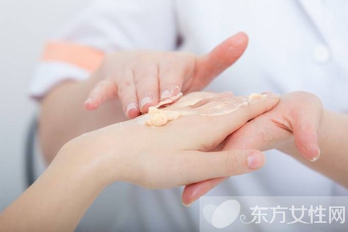 手部护理方法推荐　ＤＩＹ日常手摸制作方法推荐