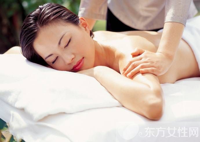 经络穴位养生法 常按这些穴位能延年益寿哦