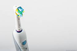 牙刷多久换一次 解读牙刷正确使用的方法