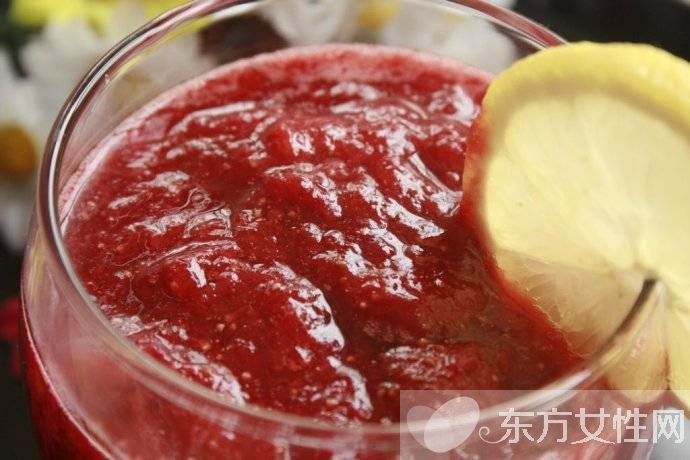 草莓的营养价值及功效 让你越吃越美的水果哦