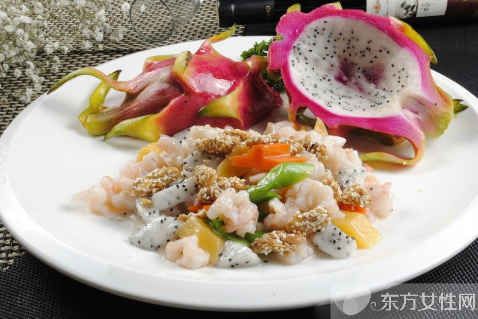 火龙果的功效与作用 这些火龙果的美味吃法你试过吗