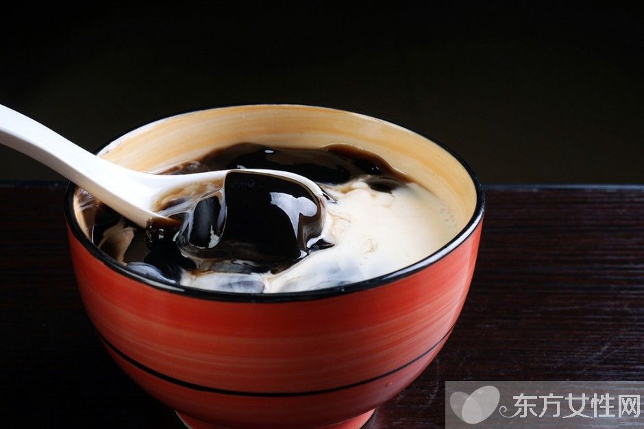 龟苓膏的功效及作用 龟苓膏吃多了小心加重痛经