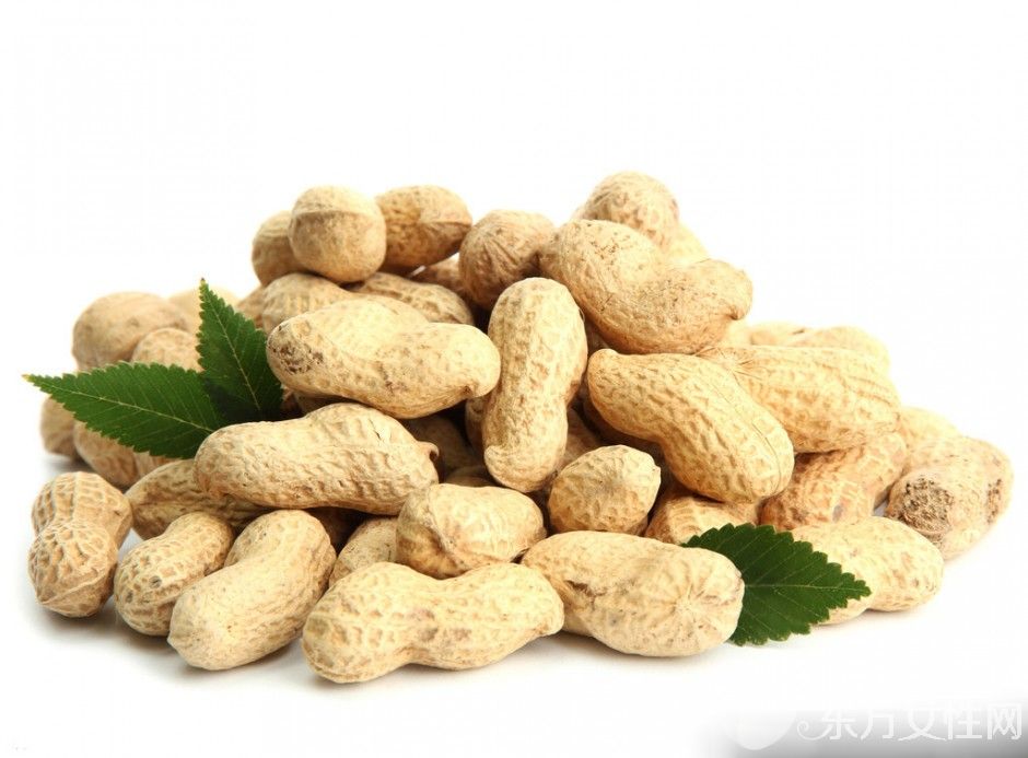 老醋泡花生的做法 吃花生的好处居然这么多哦