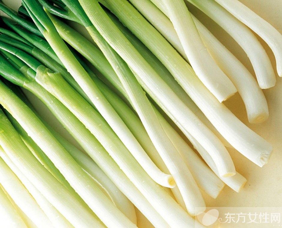 大葱的功效与作用 这些食物放在一起吃就遭啦