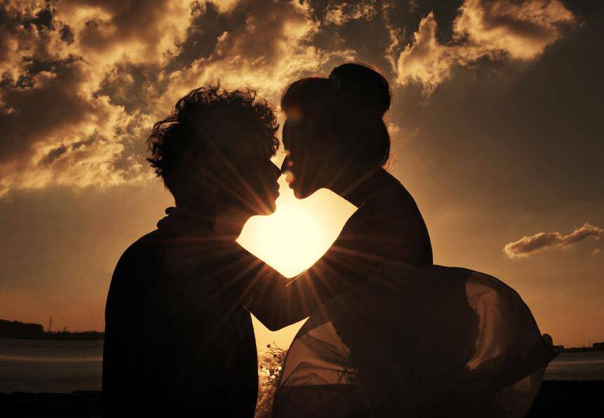 中国离婚率急速上升 离婚成本太低