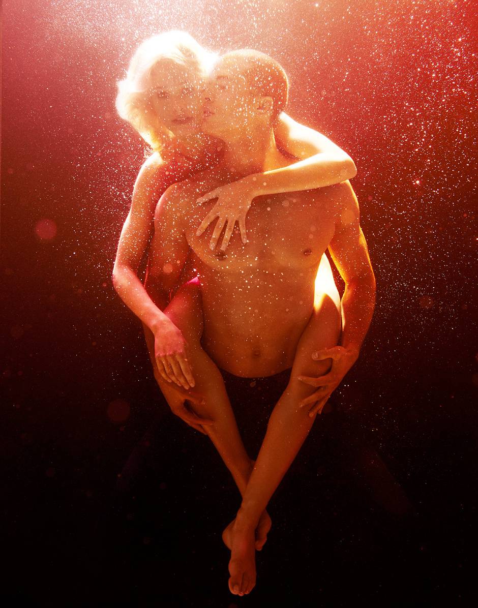 4种不同的做爱姿势 带来全新性爱激情