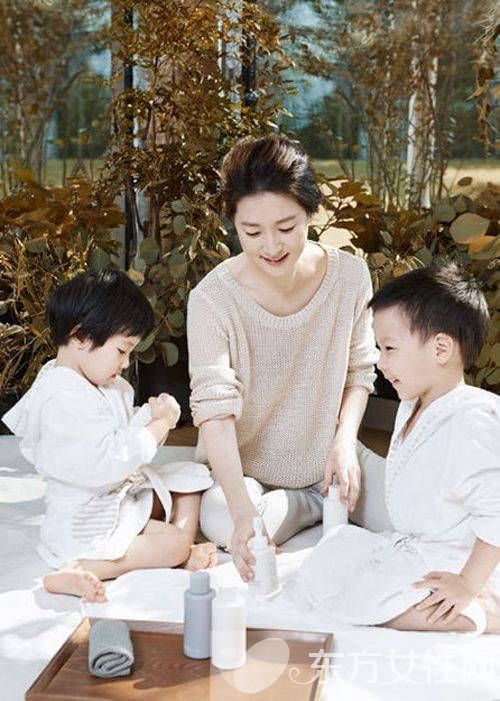 韩国演员李英爱 家庭才是女人的归宿