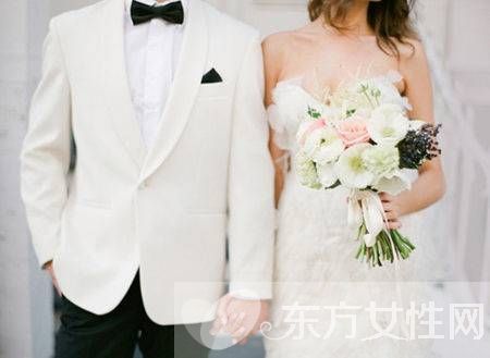 婚恋心理 让男人离不开你的七种变身术