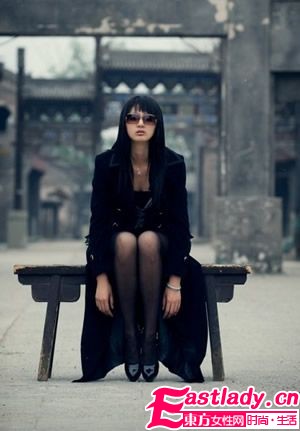 享受美少妇香汗淋漓的进攻