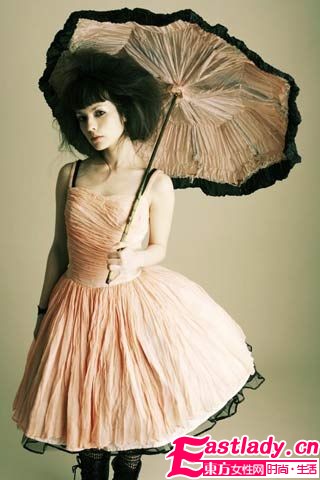 老公和女人调情把我当空气