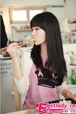 90后女孩与一个单身男人的激情爱恋