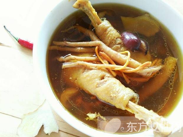 药膳鸡汤的做法 学会这招鸡汤轻松搞定
