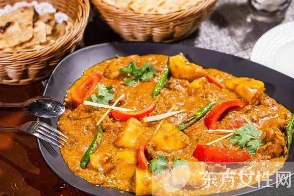 咖喱鸡块的四种做法 香浓细滑口味佳