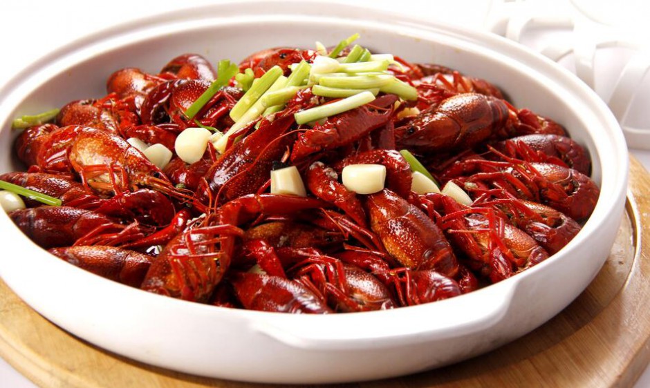 美味十三香龙虾的做法 味鲜且低脂肪