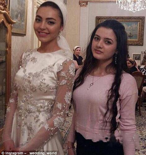 史上最 壕 婚礼现场曝光 新娘刚刚读大一