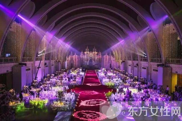 开启明星婚礼模式 你更喜欢那种梦幻婚礼类型呢