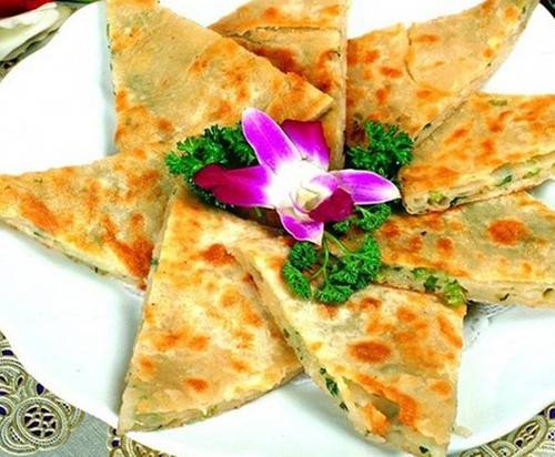 葱花饼的3种家常做法 吃出健康又美味