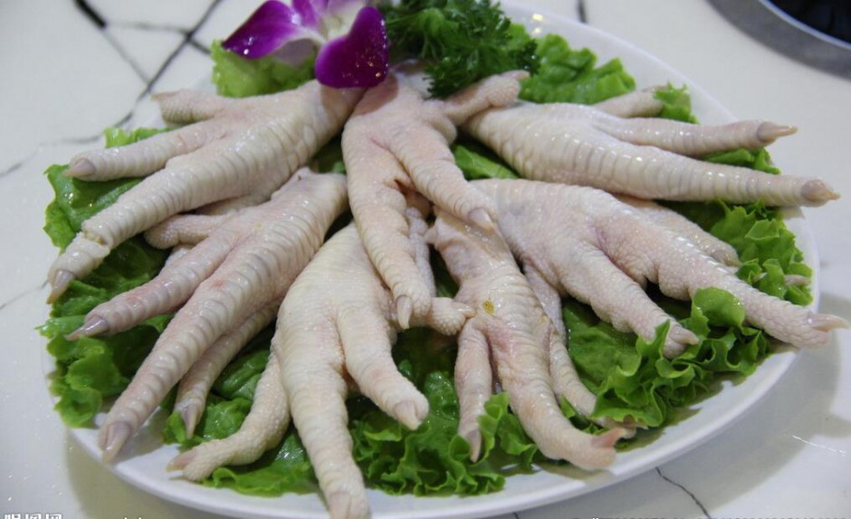 泡鸡爪的美味做法 鸡爪的营养禁忌有哪些