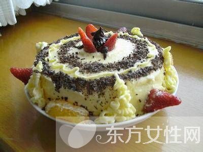 微波炉怎么做蛋糕 三大方法让你轻松学会