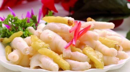 泡鸡爪的美味做法 鸡爪的营养禁忌有哪些