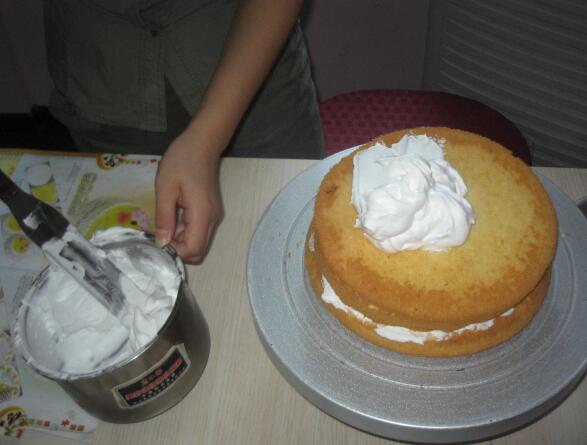 蛋糕做法有哪些步骤 生活达人教你如何制作蛋糕