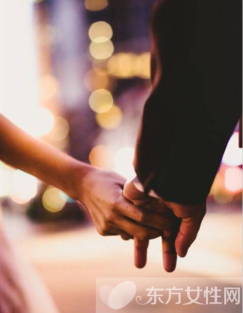 可爱童话风婚纱照赏析 婚纱礼服应该怎么选