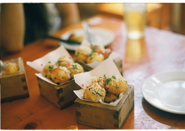 特色小吃章鱼小丸子做法分享 简单美味妙趣多