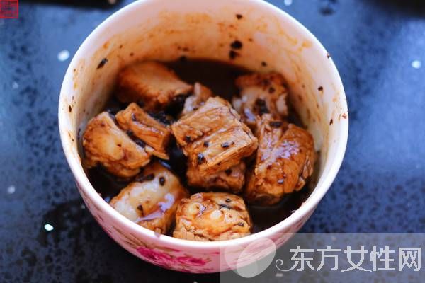 家常菜必备杀手锏 排骨蒸饭的做法
