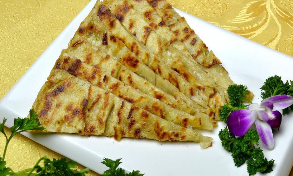 葱花饼的3种家常做法 吃出健康又美味