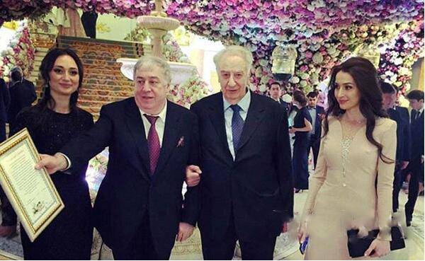 史上最 壕 婚礼现场曝光 新娘刚刚读大一