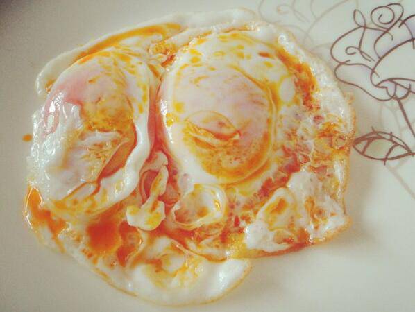 荷包蛋怎么煎不粘锅 荷包蛋做法大全